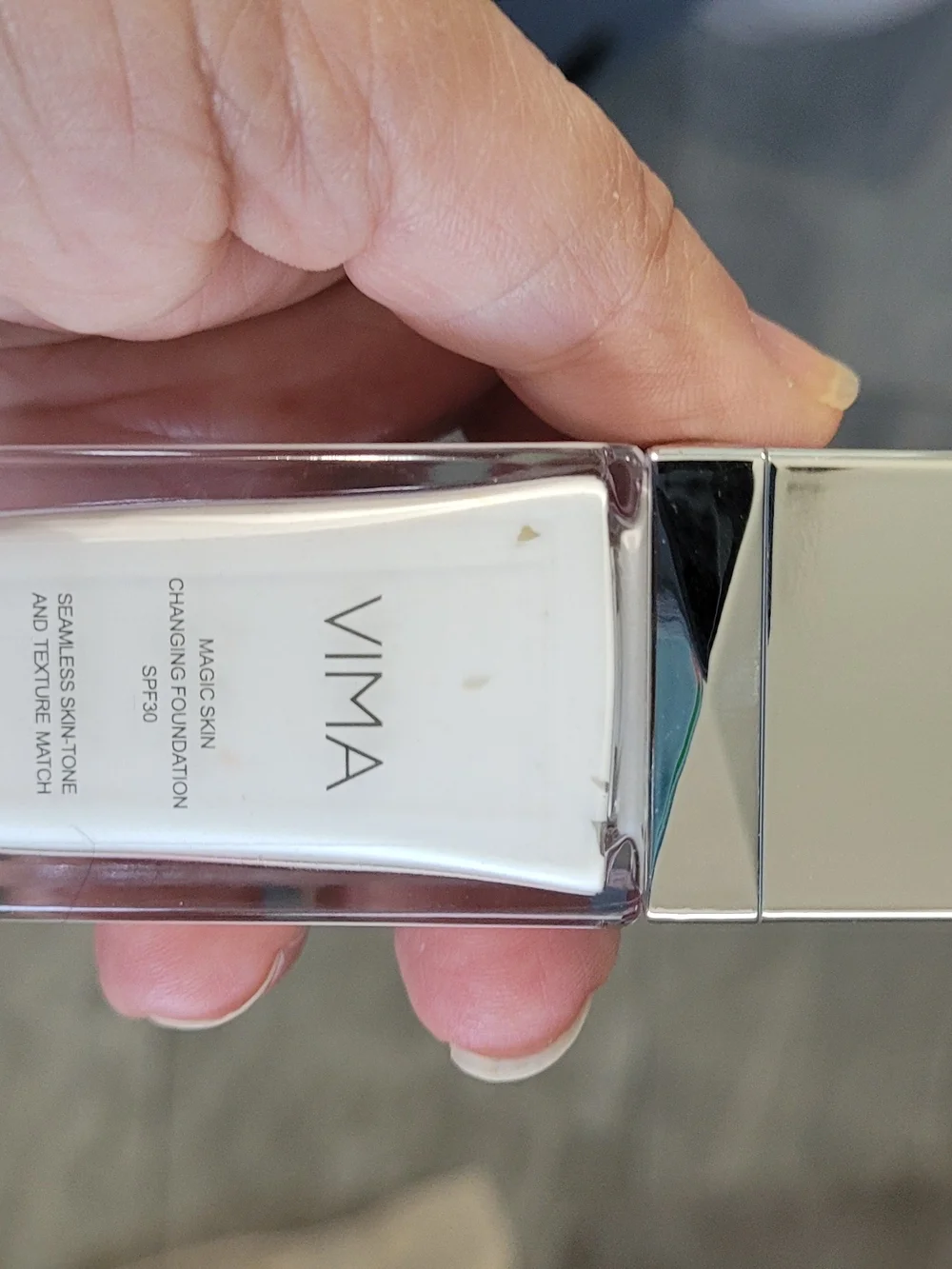 VIMA Magic Skin Changing Foundation SPF30 - White
